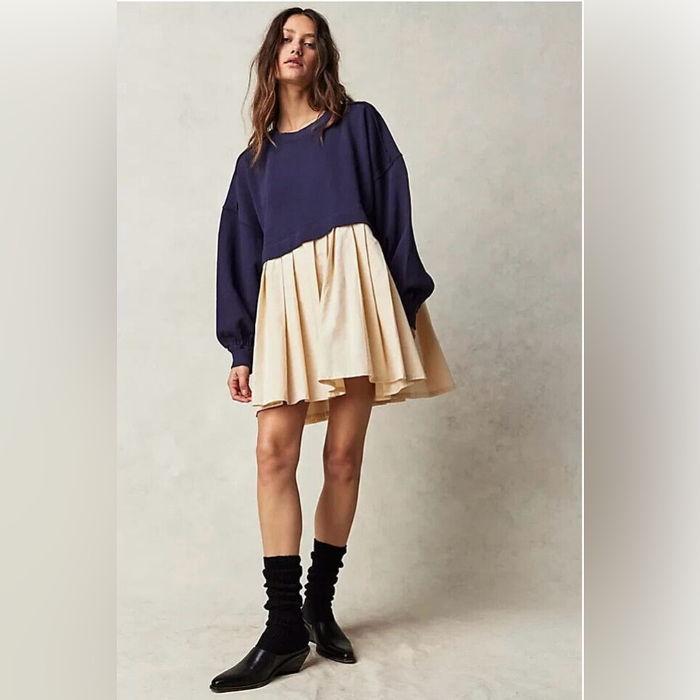 NWOT Free People Eleanor Sweatshirt / Mini Dress Heart Distressed Size Large